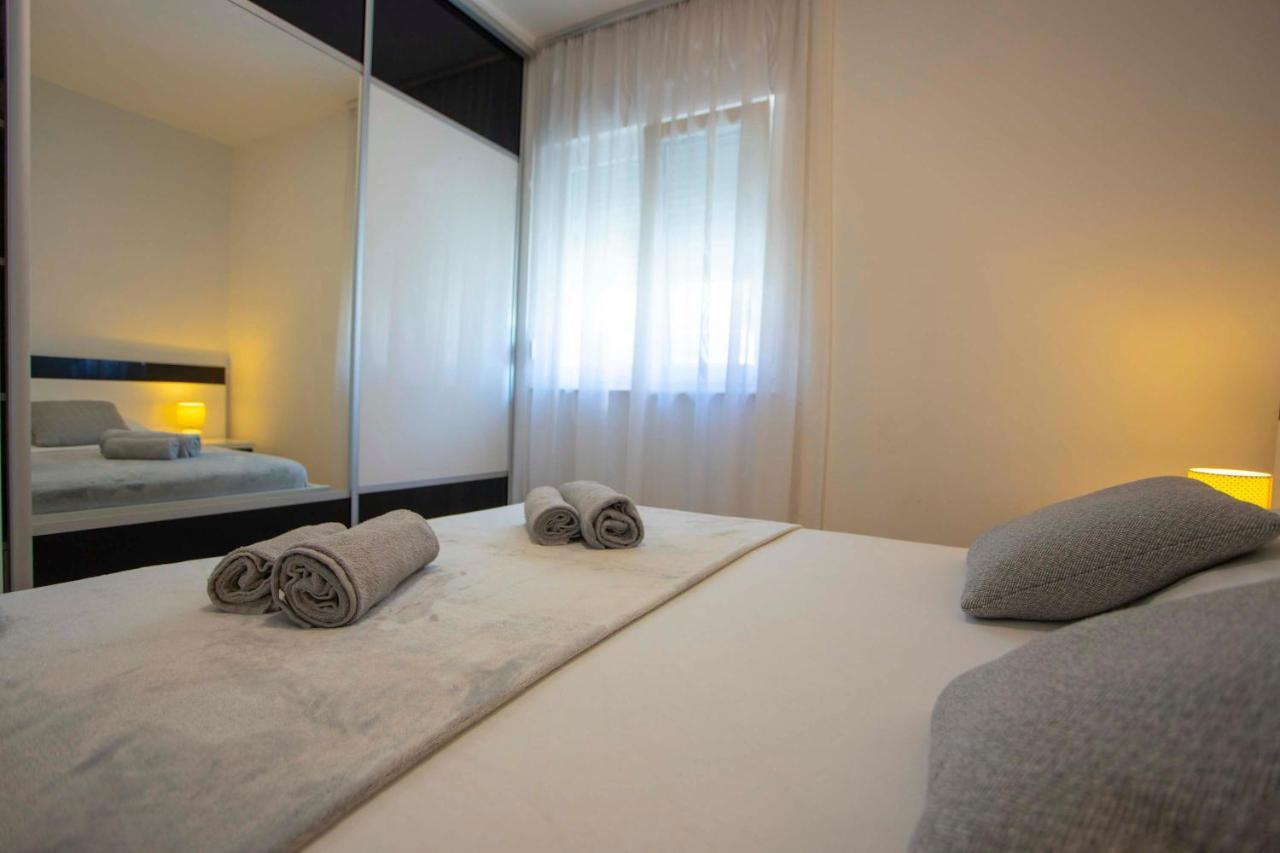 Apartment Lauc Makarska Exterior foto